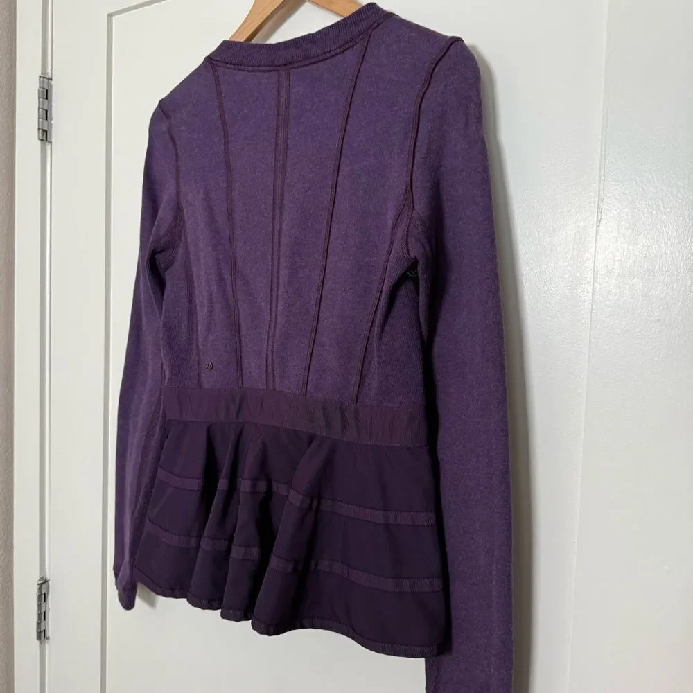 Lululemon Ruffled Up Pullover Womens Sz 4 Purple Crew Neck Long Sleeve Athletic